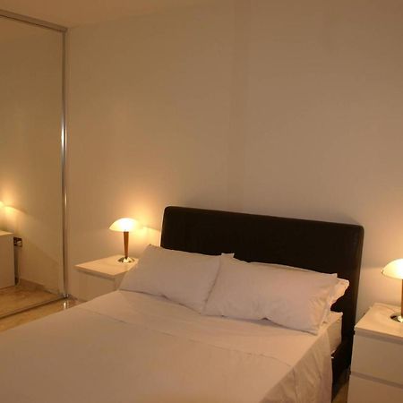 Amathusia Beach Apartment Limassol Eksteriør billede